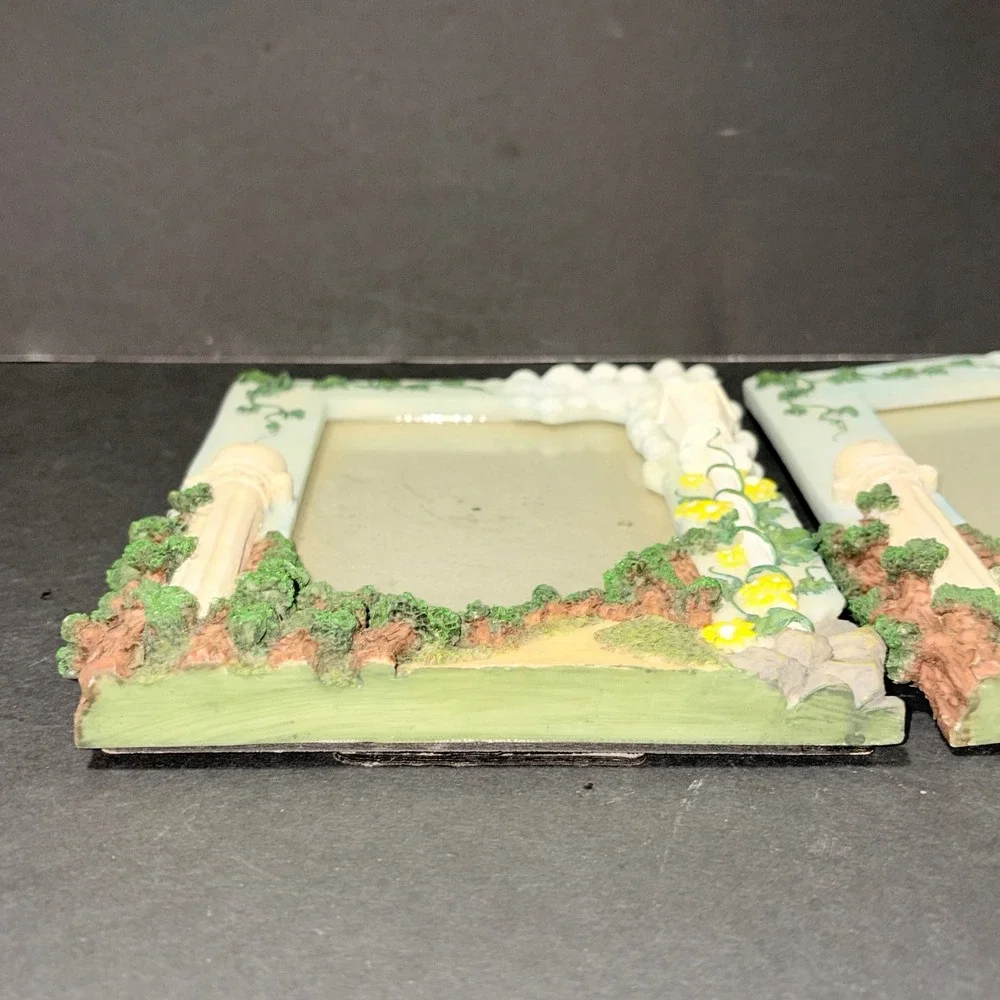 Vintage Wal-Mart Garden Path 3D Resin Picture Frames Set of 2 Cottagecore 5x7